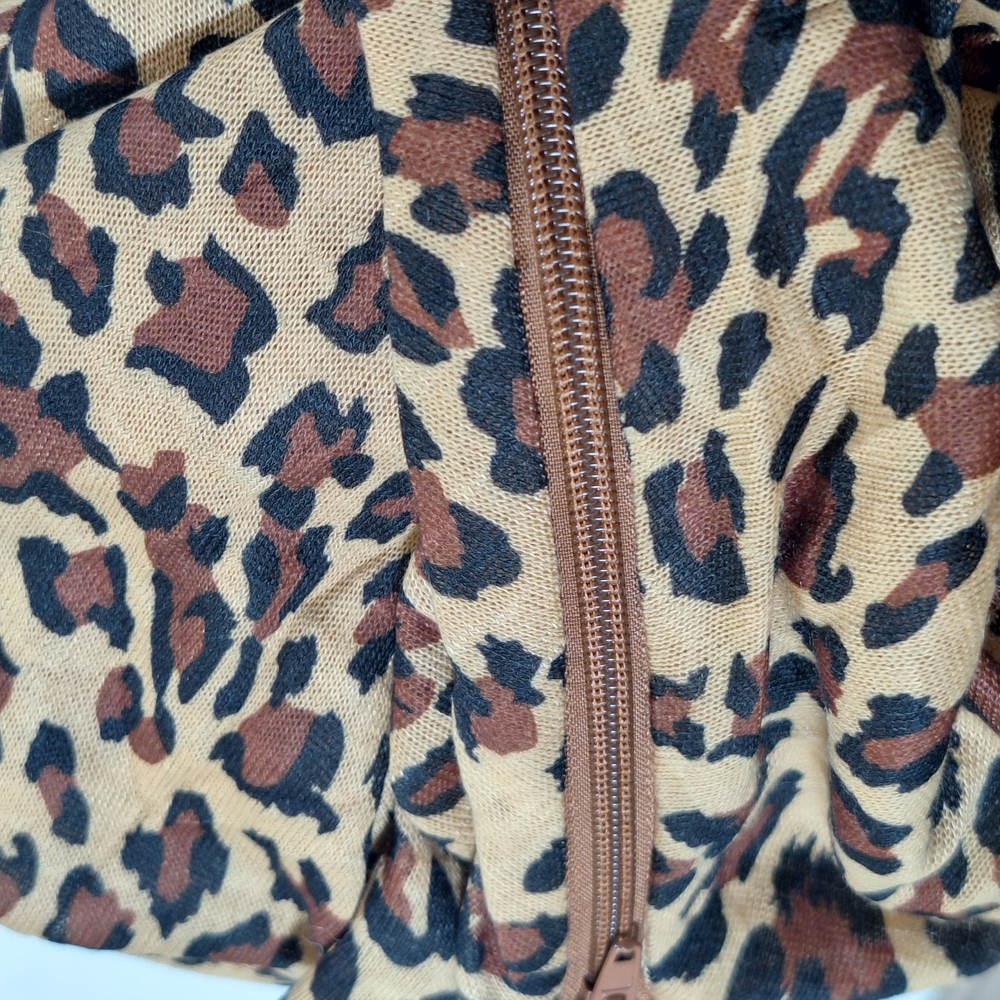 Hayden Brown Leopard Print Top - Picture 5 of 6